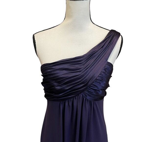 David’s Bridal Womens One Shoulder Ruched Empire Waist Maxi Bridesmaid Dresses 8 - Picture 4 of 6